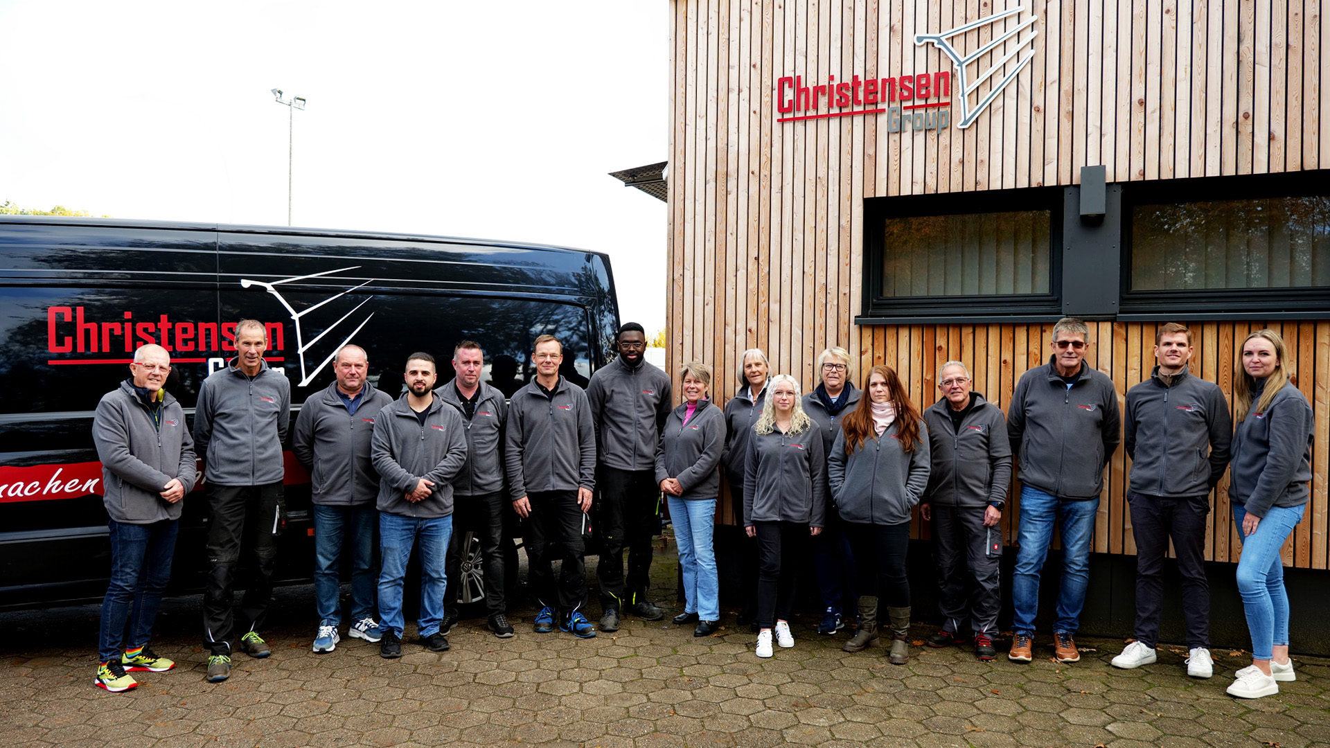 Das Team der Christensen Group steht bereit, auch Ihr Tor zu bauen.